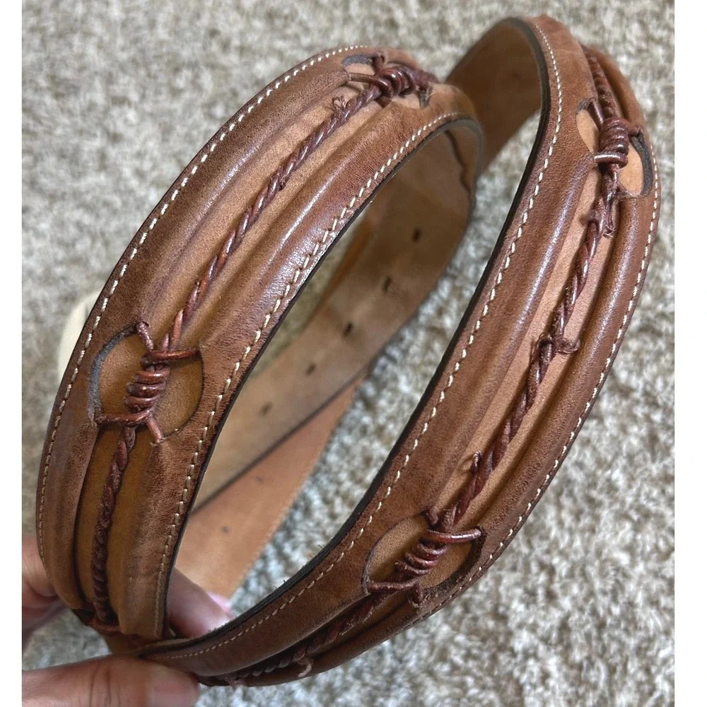 Justin Cowboy Tan Leather Barbed Wire Western Belt Silver Engraved Buckle 52